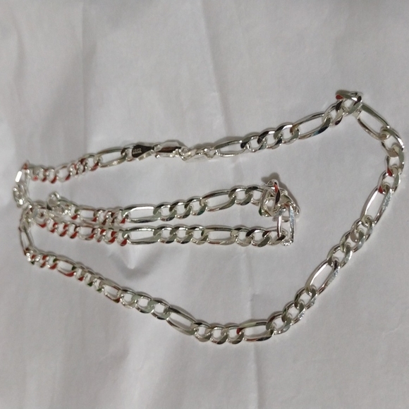 .925 24" Figaro Sterling Silver Chain ⛓️NWT - Picture 8 of 8